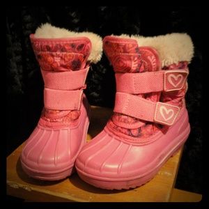 snow boots